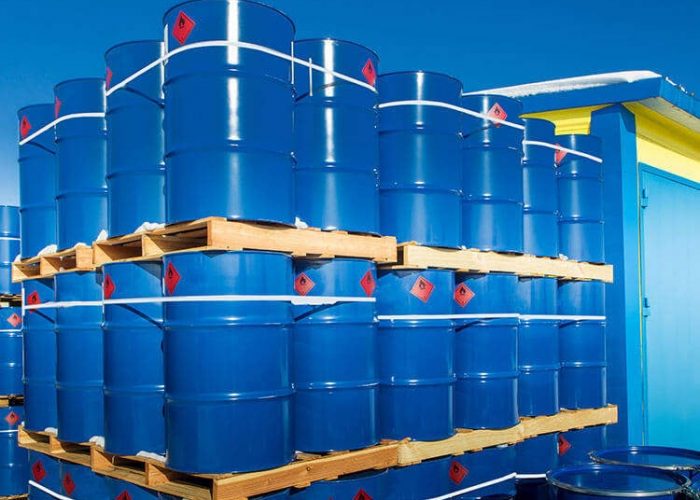 shutterstock-1060132778-chemical-dealers-10-1vqv2
